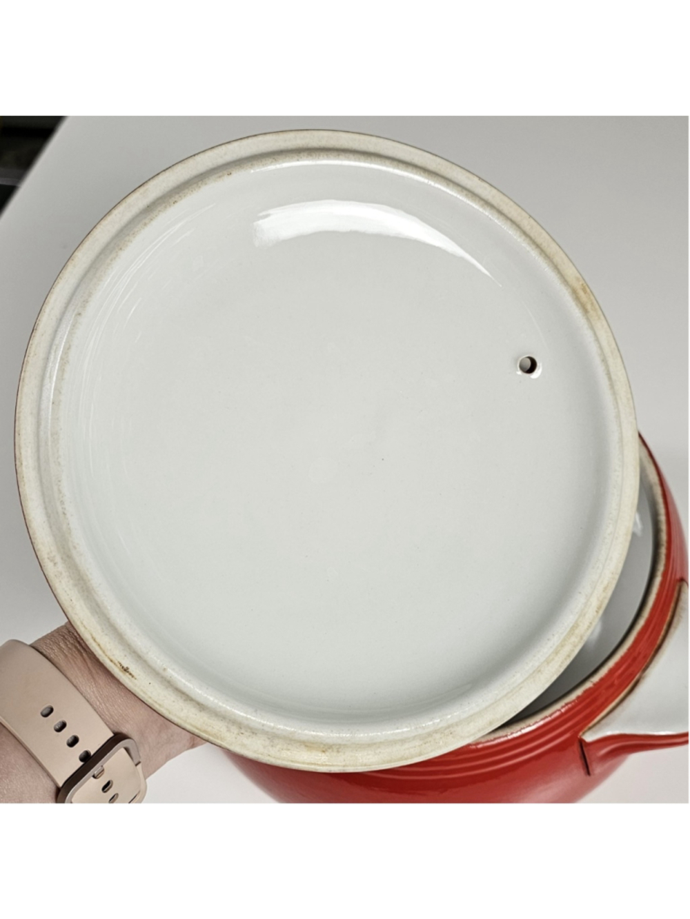 Vintage Hall China Pert Covered Casserole Dish Chinese Red White Tab Handles - Picture 11 of 15